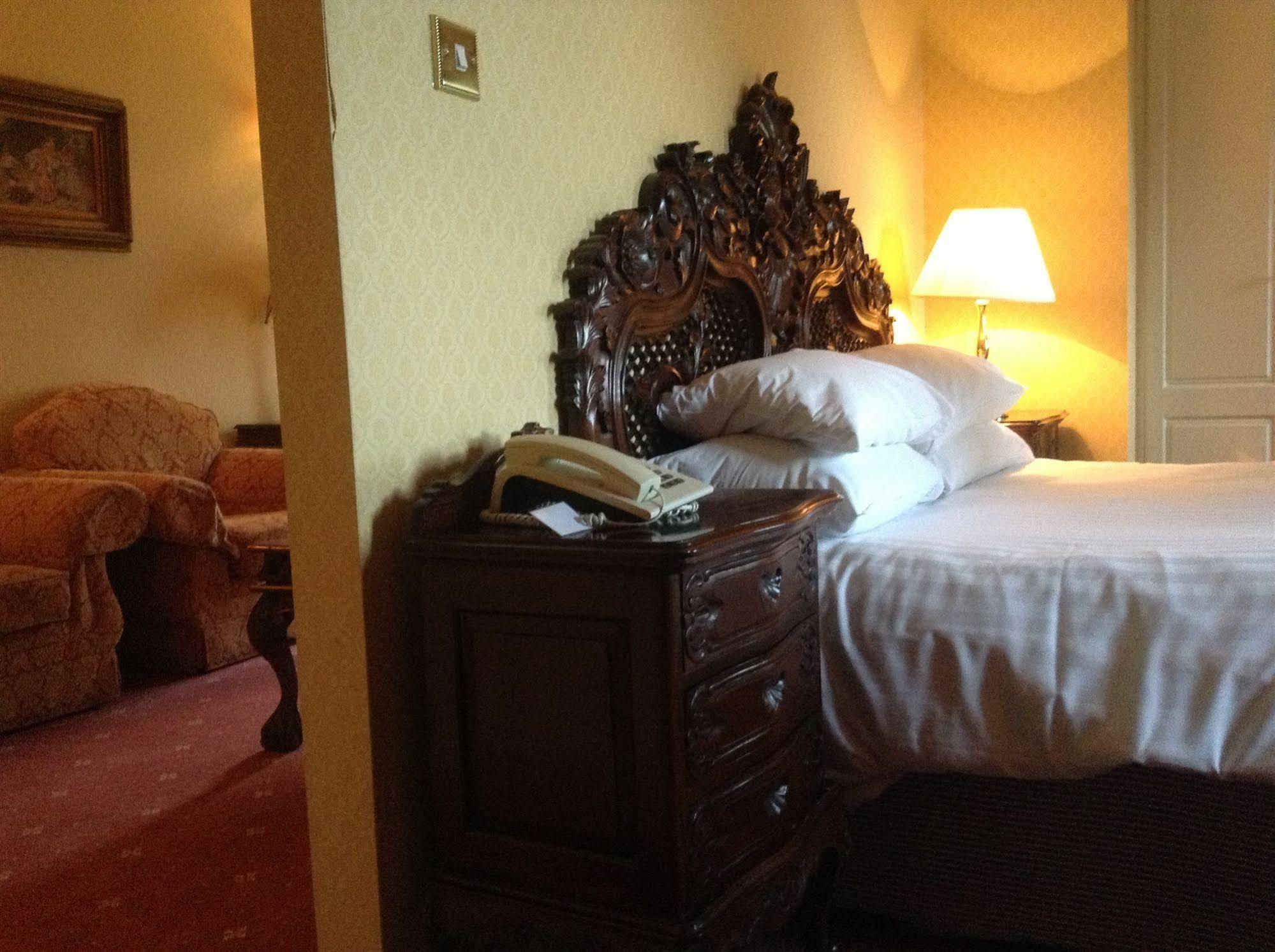 Brook Hall Hotel Childer Thornton Luaran gambar